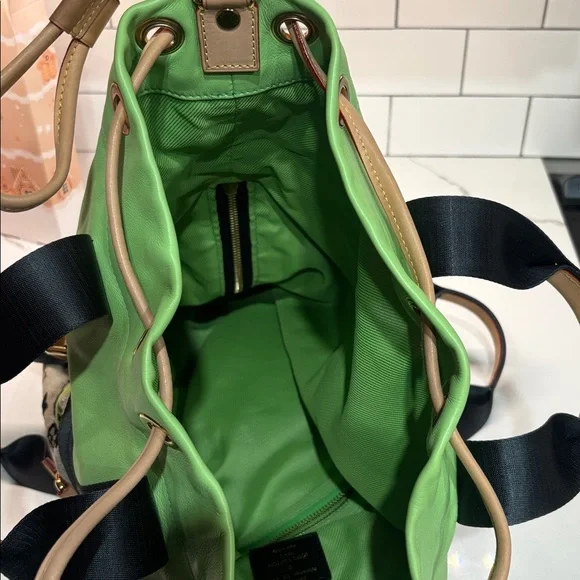Louis Vuitton Cheche Gypsy Handbag Monogram Jacquard GM 💚 🖤